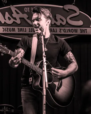 Drake Bell
