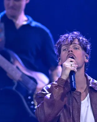 Elevation Worship & Steven Furtick