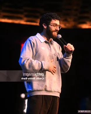 Live concert by Emil Wakim