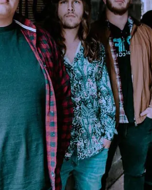 Giovannie and The Hired Guns
