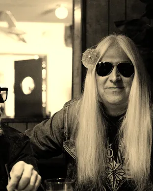 Young Gun Silver Fox